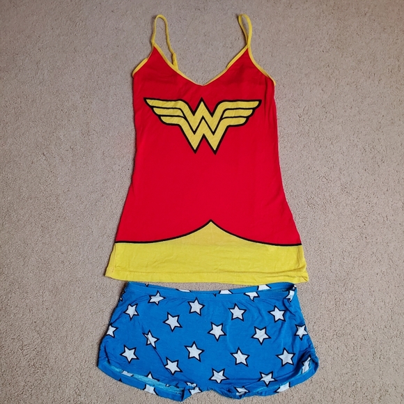 WONDER WOMAN adult underoos SIZE S - Picture 1 of 7